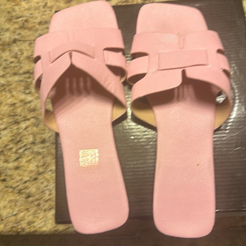 Pink Sandals size 43 (10)